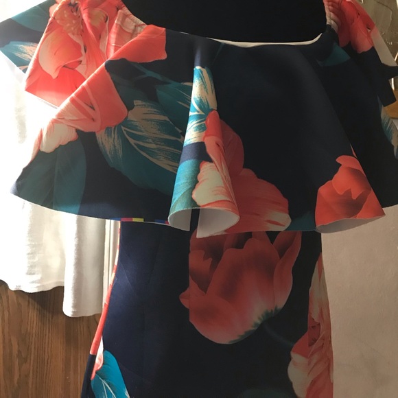 Navy blue Hawaiian pink flower boat neck dress - Picture 3 of 4